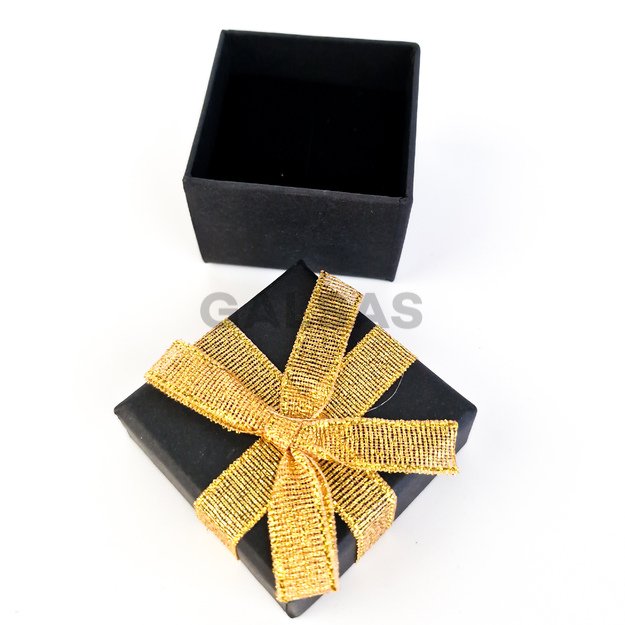 Papierowe kolorowe pudełka z kokardą - 5x5x3 cm. Opakowanie  zawiera 24 sztuki