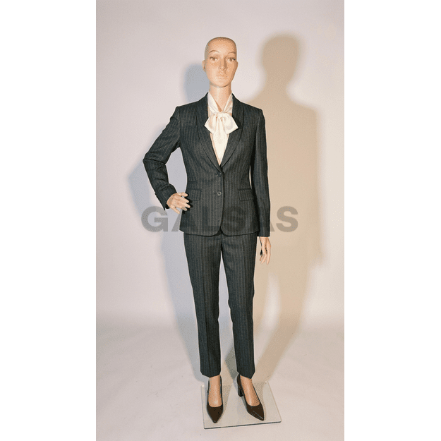 Manekin damski PLA-K-XMA04BRK. Kolor cielisty